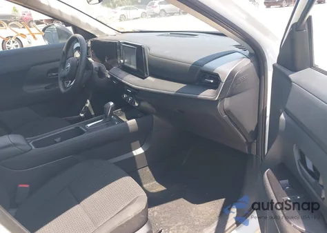 2025 Nissan Kicks S Fwd из США, поврежденный, VIN 3N8AP6BA4SL313975